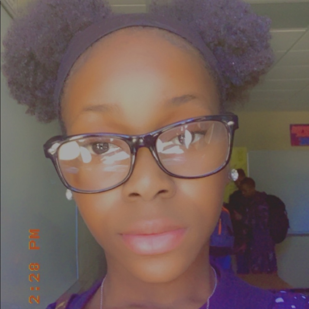 Meet your Posher, Erika
